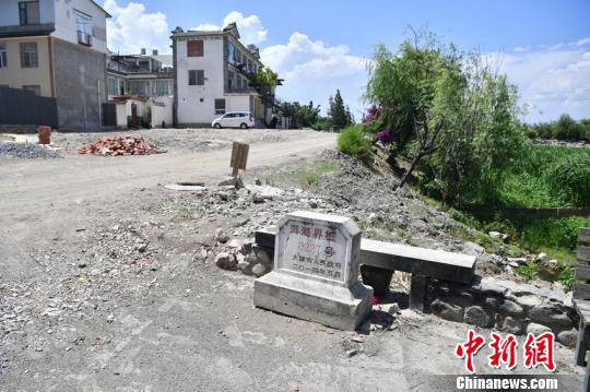 洱海：“最严治理令”下的一场全民“马拉松”