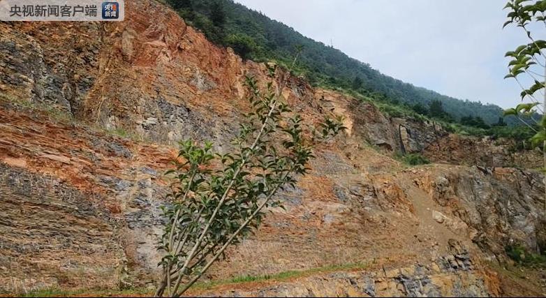 重庆巫山永年水泥厂长期违法排污